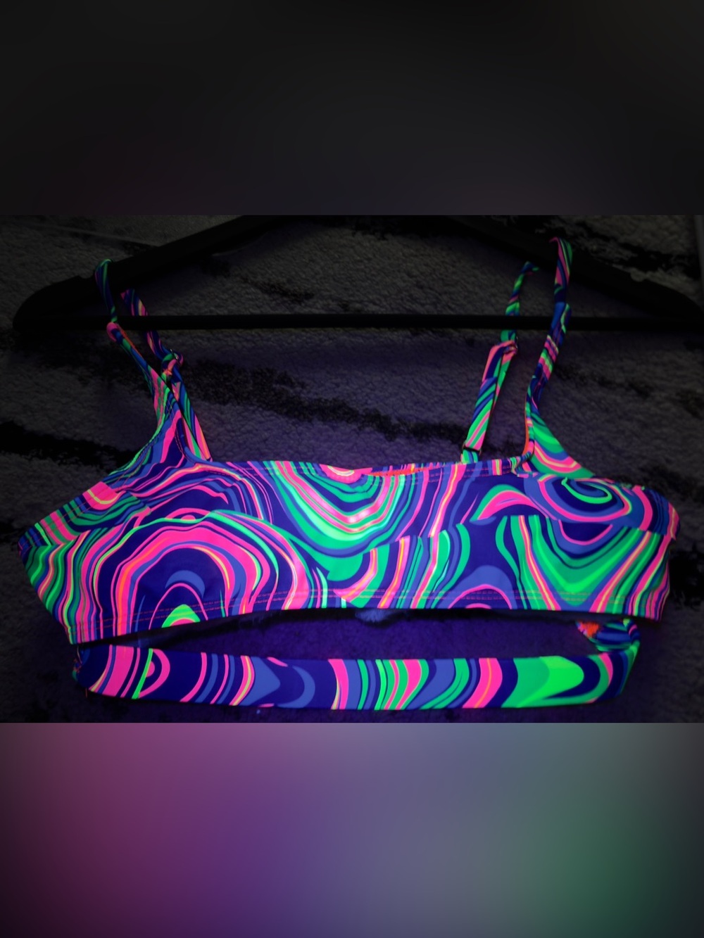 iheartraves Ultraviolet Swirl Underboob Crop Top - Size Medium 💜🌈 - Picture 4 of 4